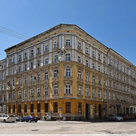 K73urbannest